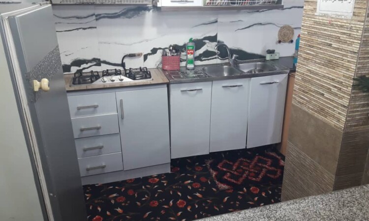 فيلا بحديقة 4 غرف نوم للإيجار