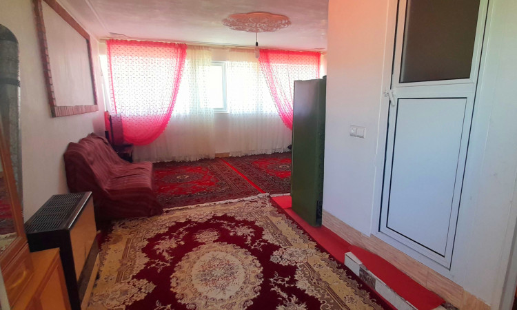 رزرو بوم گردی کورش پنت هاوس