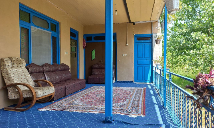 رزروبومگردی تک خوابه عزیزجون