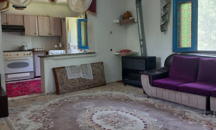 رزروبومگردی تک خوابه عزیزجون