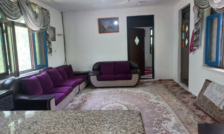 رزروبومگردی تک خوابه عزیزجون