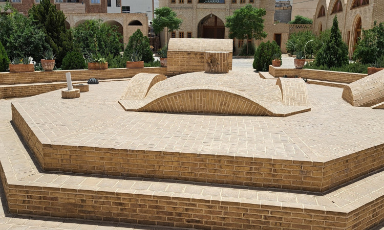 رزرو بوم گردی عمارت تاریخی حاکم - شاخه نبات