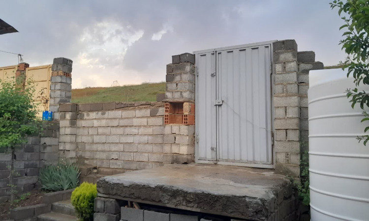 اجاره ویلا تک خوابه زیک (مبل سفید)