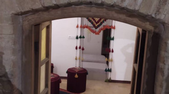 رزرو کاروانسرای صفوی امین آباد (اتاق آتوسا)