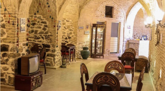 رزرو کاروانسرای صفوی امین آباد (اتاق آرمیتان)