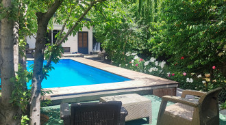 ویلا مبله تک خوابه استخردار روباز آبگرم