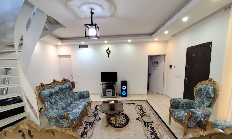 اجاره باغ ویلا با استخر و فوتبال دستی