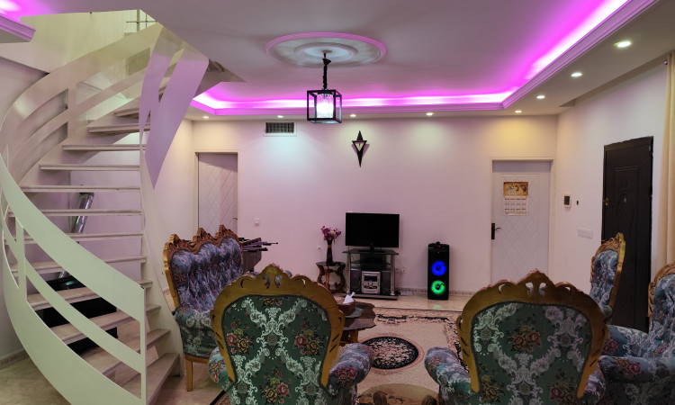 اجاره باغ ویلا با استخر و فوتبال دستی