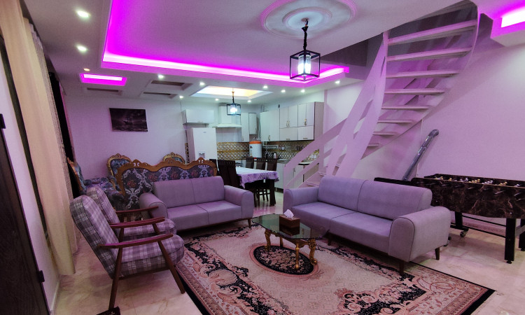 اجاره باغ ویلا با استخر و فوتبال دستی
