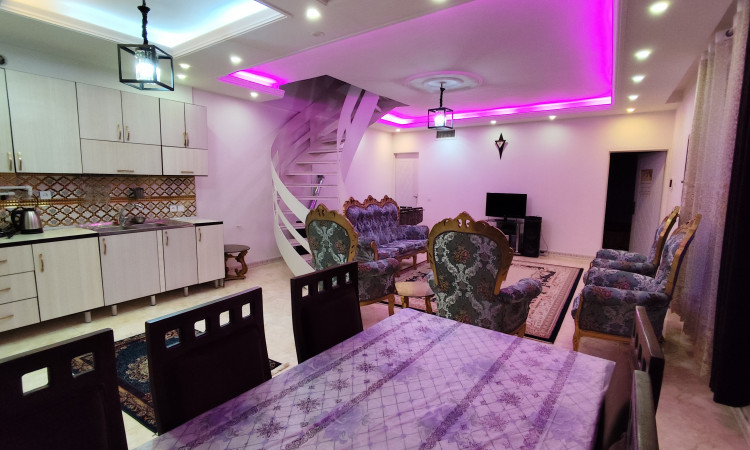 اجاره باغ ویلا با استخر و فوتبال دستی