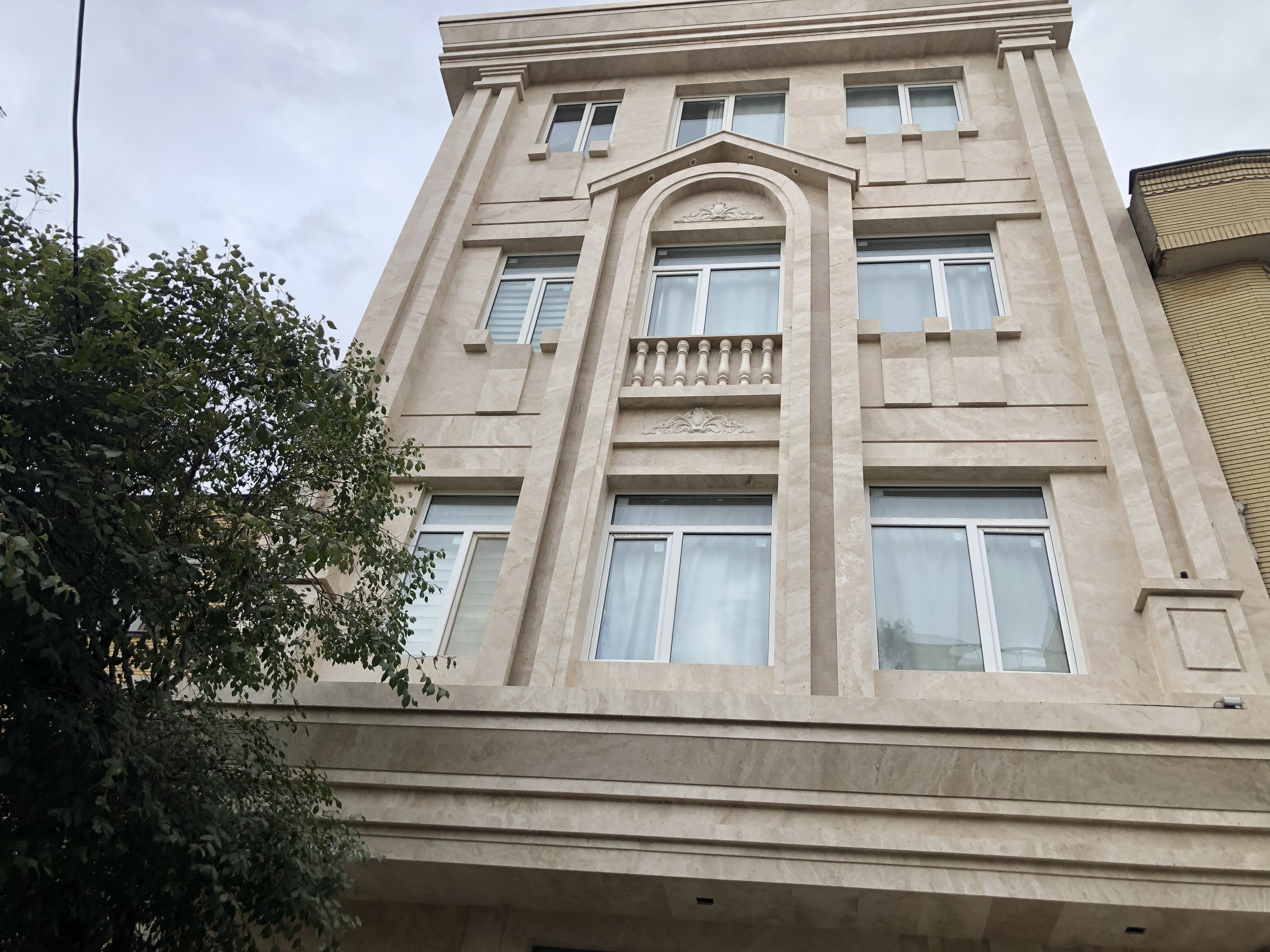 آپارتمان صدف مشهد