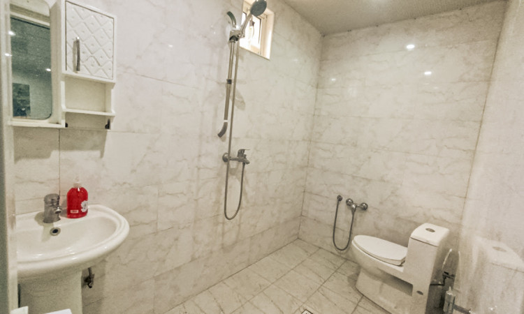 اجاره ویلا استخر آبگرم گل رز