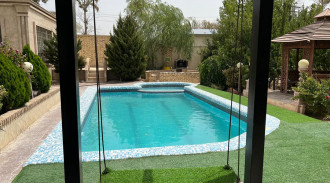 اجاره باغ ویلا با استخر روباز و زمین‌ والیبال دربست