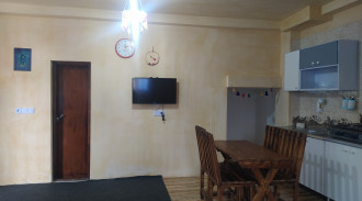 رزرو بوم گردی عموقدرت (سوئیت سنبل)