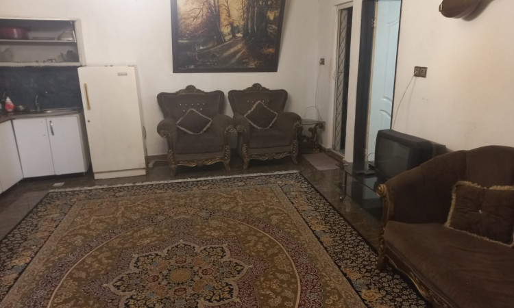 اجاره ویلا باغ به متراژ 1000متر باتمام امکانات