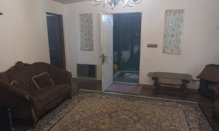 اجاره ویلا باغ به متراژ 1000متر باتمام امکانات