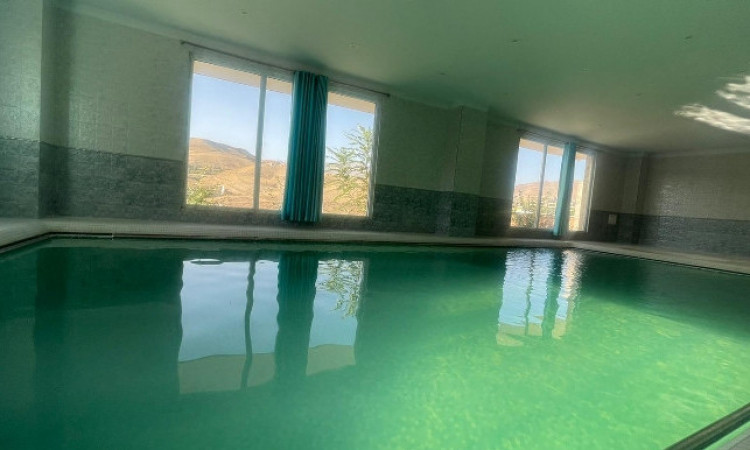 اجاره ویلا رودهن با استخر سرپوشیده