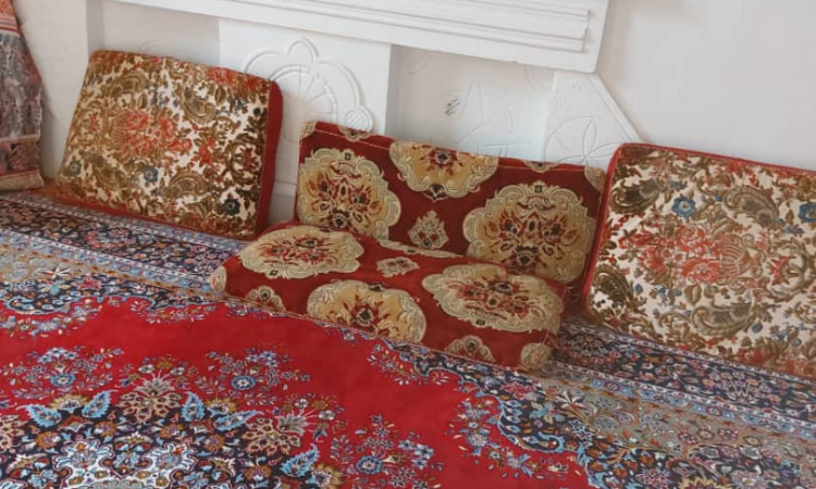 ویلا باغ محلات نزدیک به آبگرم