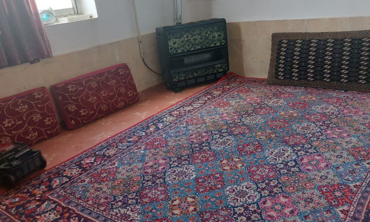 ویلا باغ محلات نزدیک به آبگرم