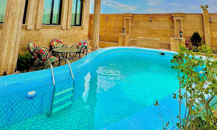 اجاره عمارت 4 خوابه استخر آبگرم روباز چهار فصل