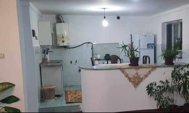 اجاره اقامتگاه 80 متری مستقل با حیاط 80 متری