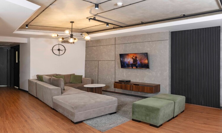 اجاره آپارتمان پارک‌وی 80 متر 2 خواب صنعتی ویژه