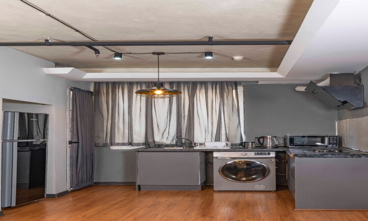 اجاره آپارتمان پارک‌وی 80 متر 2 خواب صنعتی ویژه