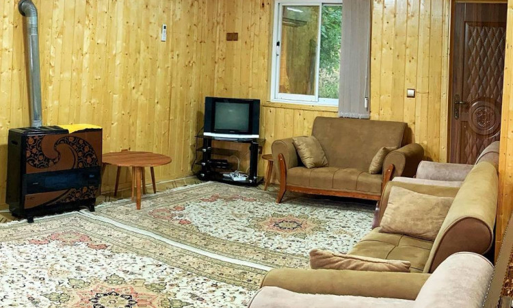 اجاره ویلا چوبی نزدیک جنگل و رودخانه