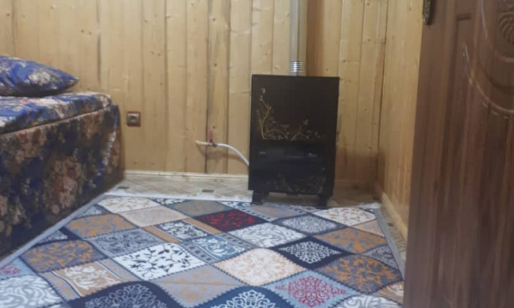اجاره ویلا چوبی نزدیک جنگل و رودخانه