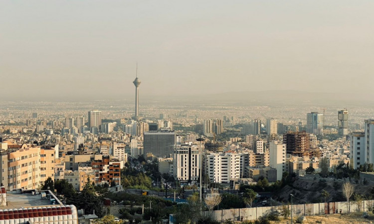 شقة مفروشة للايجار في سادات آباد مع فيفي طهران