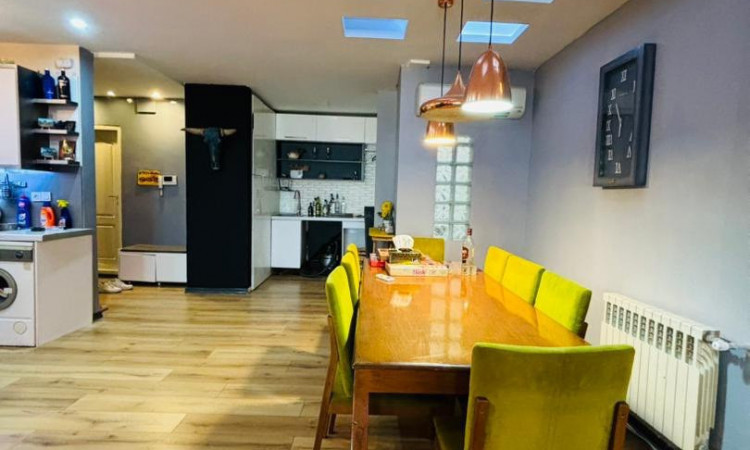 شقة مفروشة للايجار في سادات آباد مع فيفي طهران