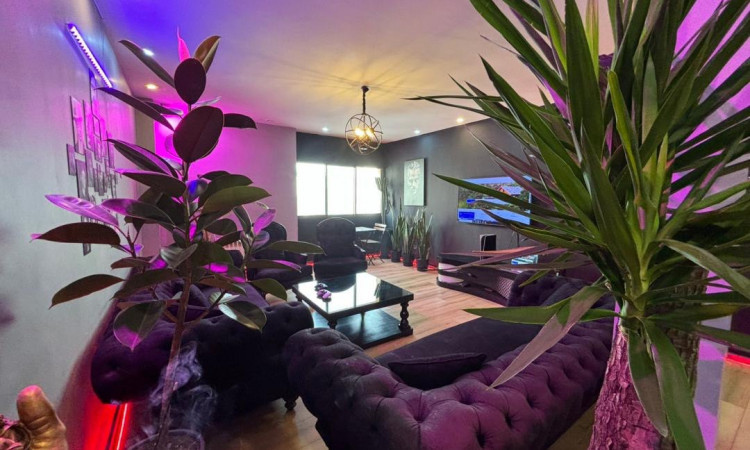 شقة مفروشة للايجار في سادات آباد مع فيفي طهران