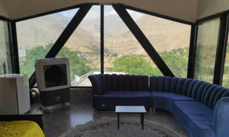 اجاره ویلا کوهستانی استخر آب‌گرم بدون همسایه بالای کوه