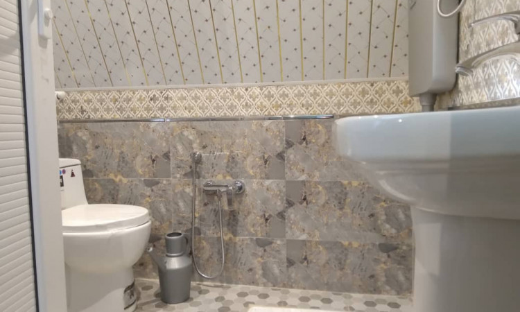 کلبه چوبی جنگلی سوئیسی