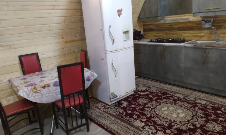 کلبه چوبی جنگلی سوئیسی