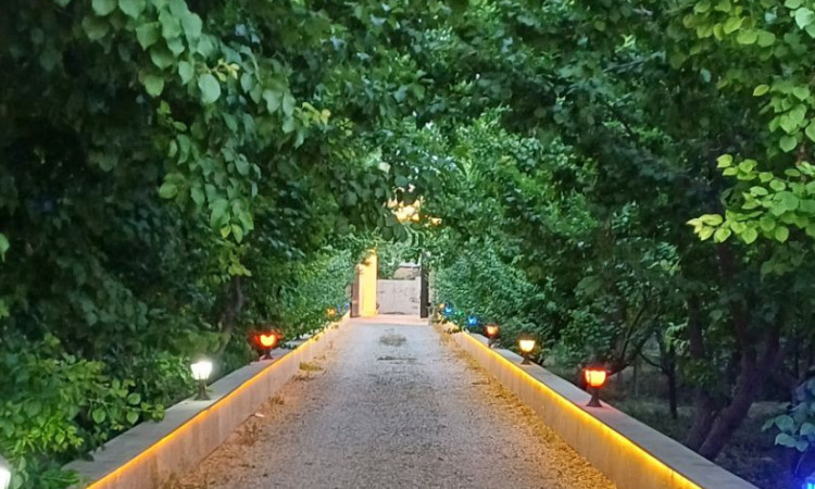 استخرسرپوشیده قصرکردان