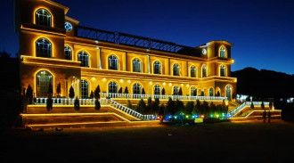 قرية مخملكو السياحية والصحية تتسع لـ 4 أشخاص