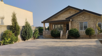 فيلا مع مسبح داخلي ومياه ساخنة