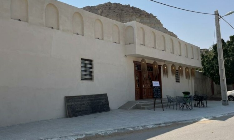 أقارب نجم تجديد النجوم القابل للتجديد (لوحان مزدوجان)