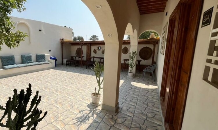 أقارب نجم تجديد النجوم القابل للتجديد (لوحان مزدوجان)