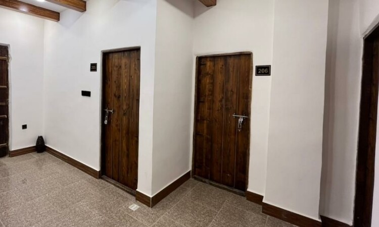 أقارب نجمة تجديد النجوم القابلة للتجديد (غرفة مزدوجة)