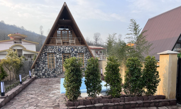 اجاره کلبه چوب و سنگ استخردار دوهزار