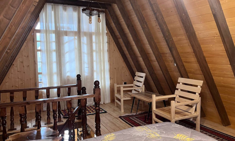 اجاره کلبه چوب و سنگ استخردار دوهزار