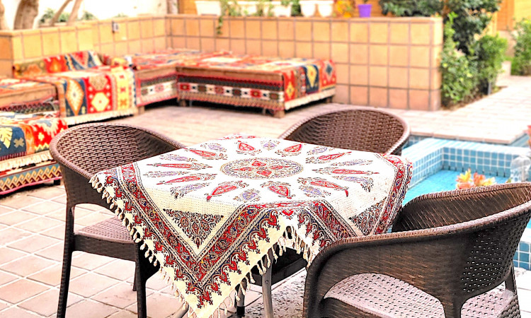 رزرو هاستل هریتیج میدان بهارستان( اتاق خصوصی سنتی)