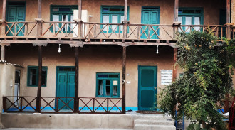 رزرو بوم گردی عمارت جاوید واحد طبقه اول