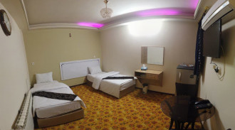 حجز فندق ثلاث نجوم في إيران (سريرين مفردين)