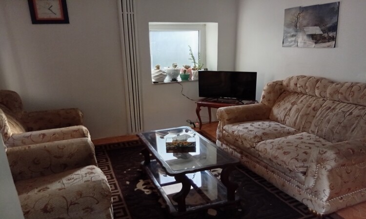 استئجار جناح في قرية ديزين