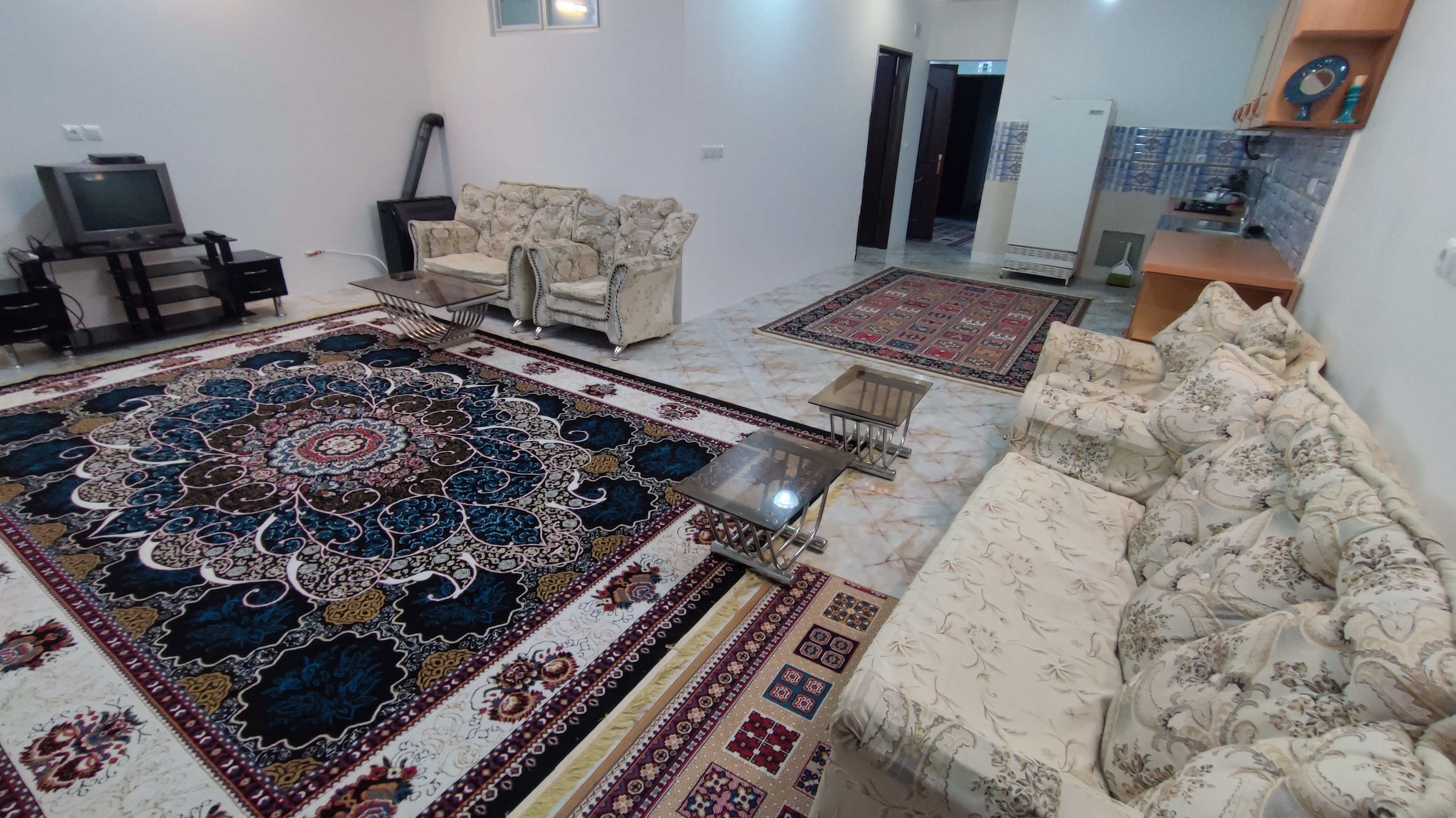 اجاره آپارتمان 140 متری طبقه اول در اخلمد خراسان
