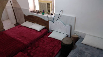 رزرو اقامتگاه بوم گردی دنج (اتاق ماجرای رنگی)