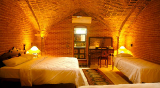 رزرو هتل سنتی کوهاب اتاق چهار تخته 1